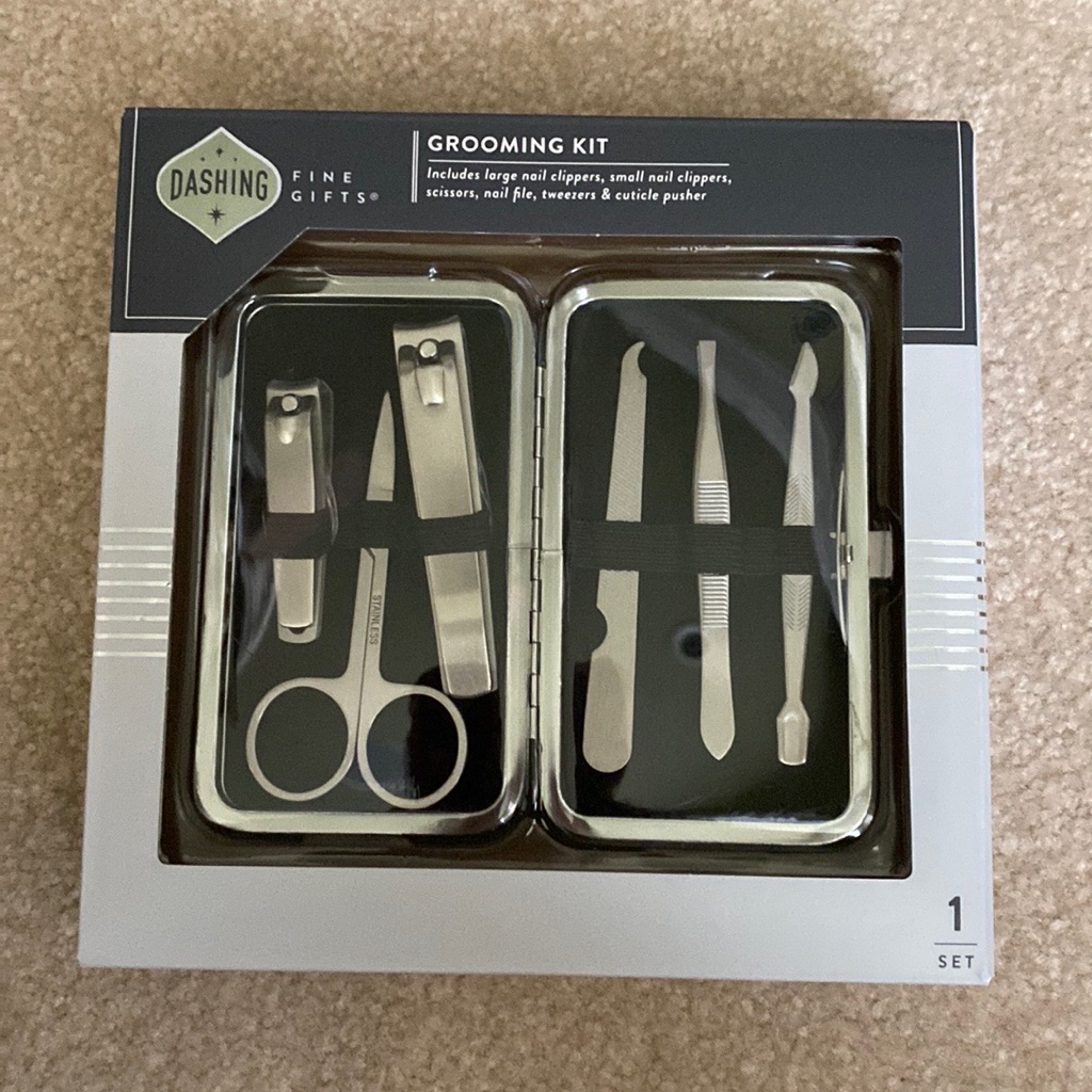 Dashing Fine Gifts Grooming Kit
